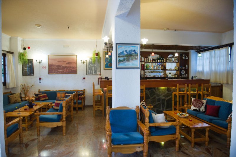 Hotel Nostos - Снимка 1