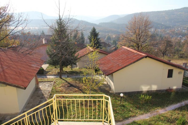 Комплекс Асеневци - Снимка 2