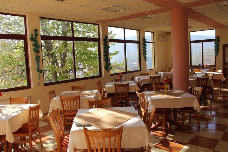 Комплекс Асеневци - Снимка 5