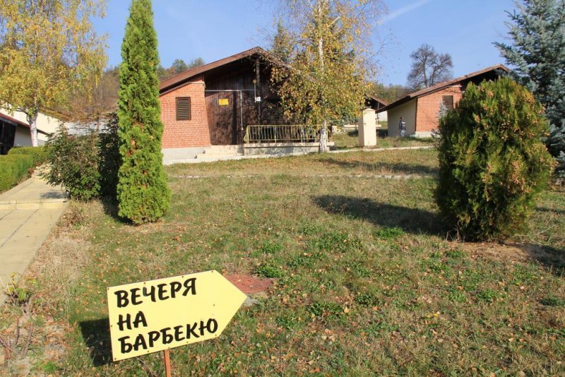 Комплекс Асеневци - Снимка 9