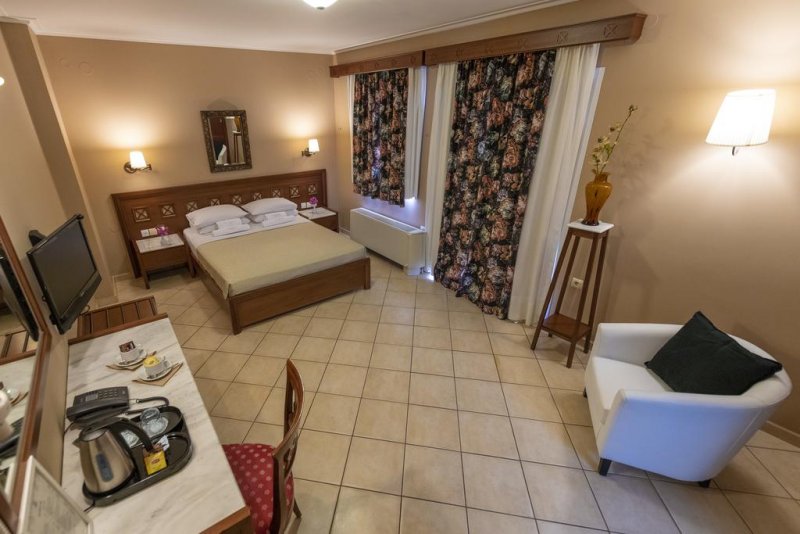 Evdion Hotel - Снимка 7