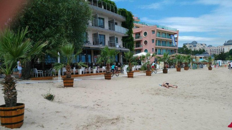 Хотел Prado Beach - Снимка 10