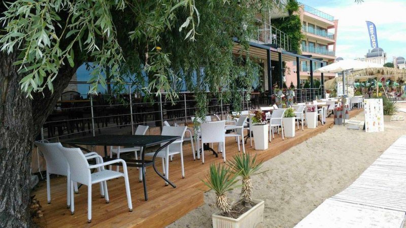 Хотел Prado Beach - Снимка 11