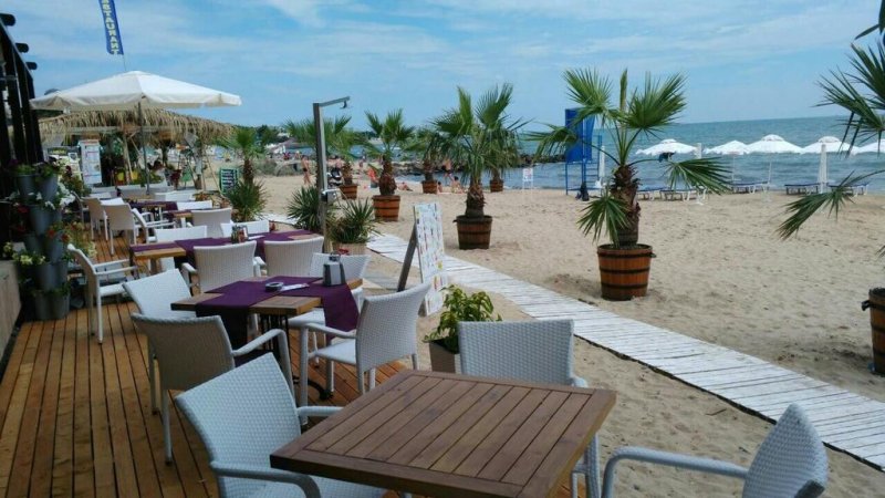 Хотел Prado Beach - Снимка 1