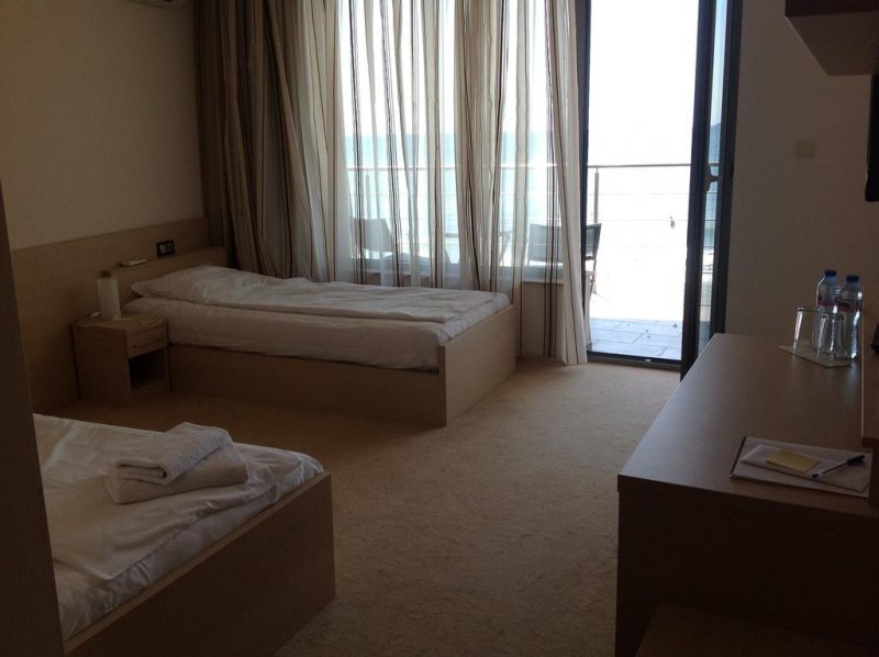 Хотел Prado Beach - Снимка 10