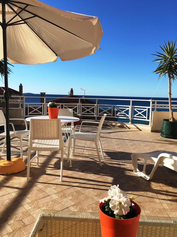 Почивка на 50 м. от плажа в Лименария, о. Тасос! Нощувка за двама или четирима в хотел Gorgona di Thasos - Снимка 28