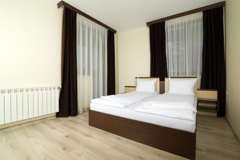 Комплекс Язовир Палици - Снимка 5