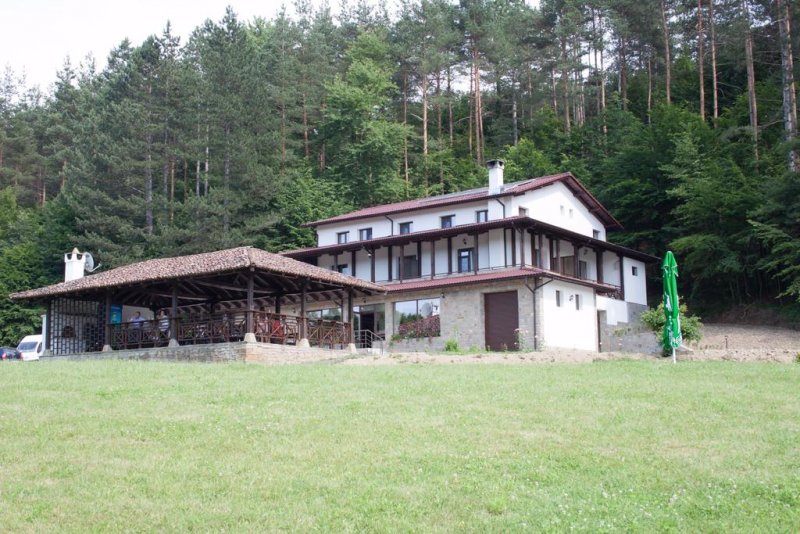 Комплекс Язовир Палици - Снимка 2