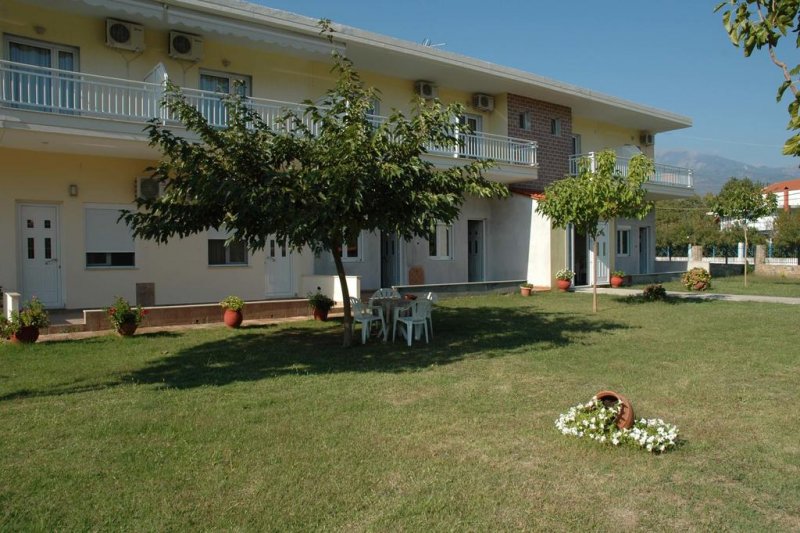 San Panteleimon - Снимка 11