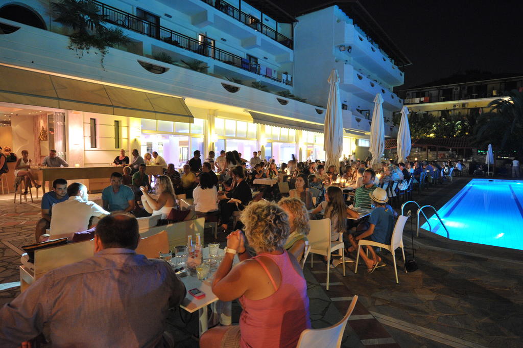 Майски празници: 3 нощувки със закуски и вечери в San Pantеleimon 4*, Олимпийска ривиера, Гърция! - Снимка 14