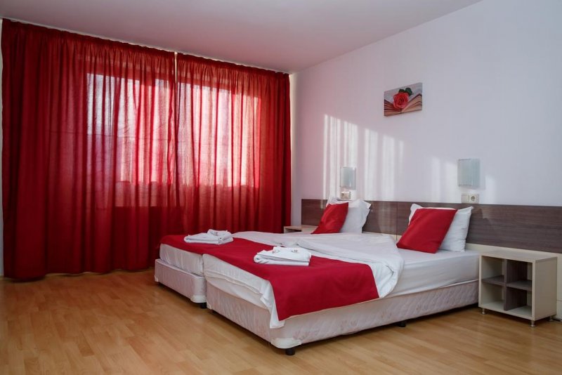 Апартхотел Маунтин Парадайз - Снимка 7