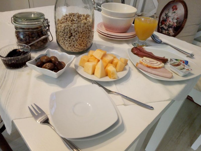 Семеен хотел Bellehouse - Снимка 1