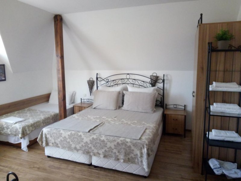 Семеен хотел Bellehouse - Снимка 4