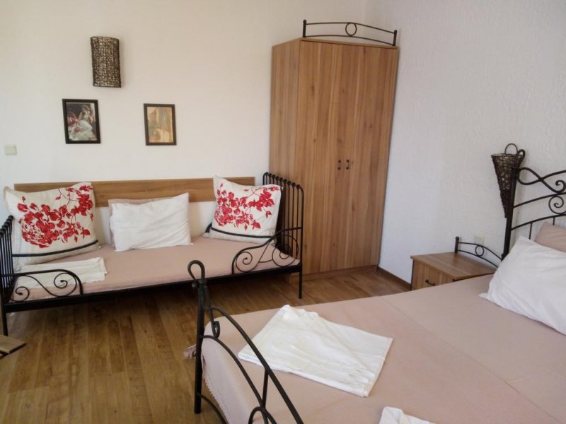 Семеен хотел Bellehouse - Снимка 3