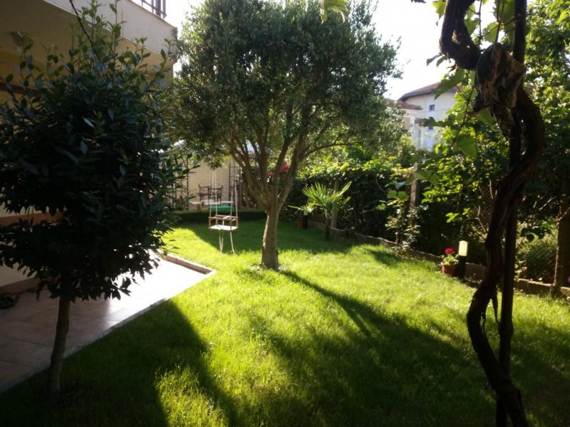 Семеен хотел Bellehouse - Снимка 1