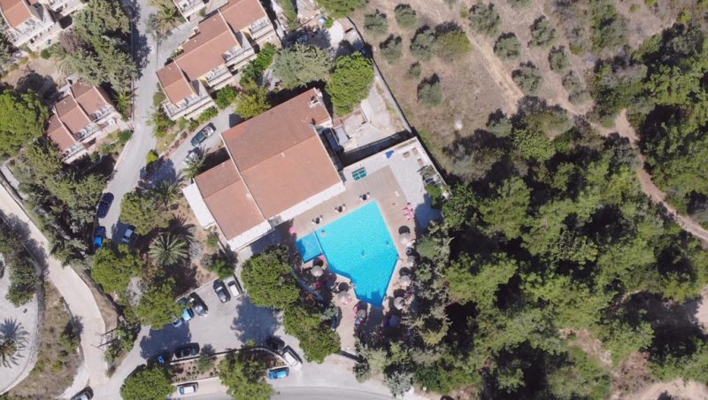 Zoe Hotel ex. Trypiti Bungalows - Снимка 11