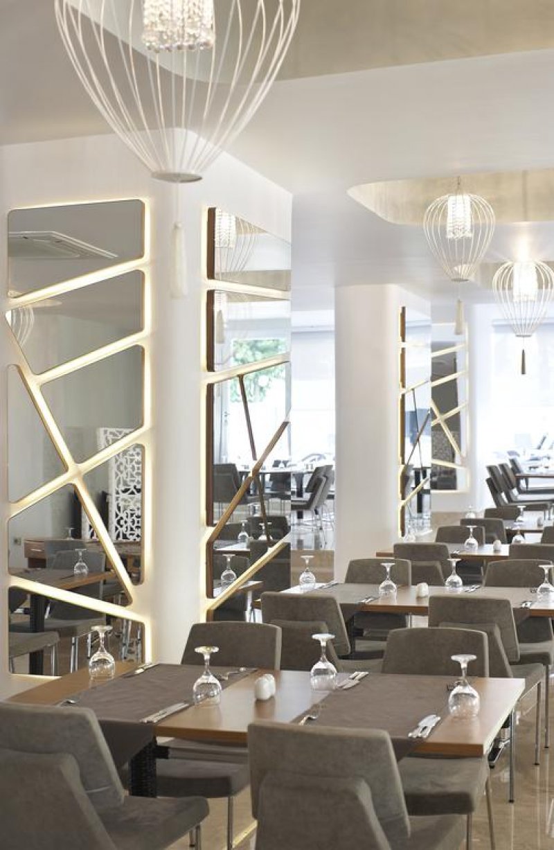 Blue Bay Platinum - Снимка 1