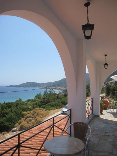 Travlos Studios - Снимка 4