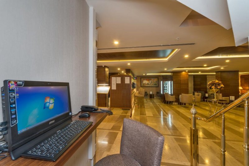 Bekdas Hotel Deluxe - Снимка 9