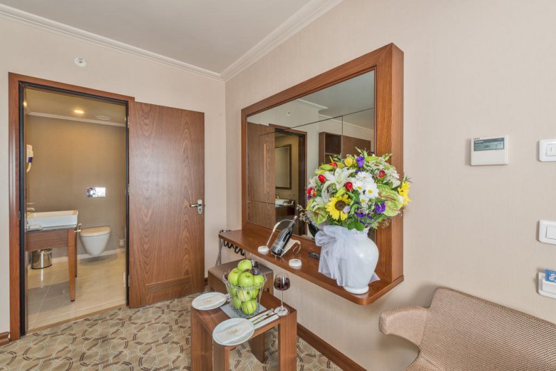 Bekdas Hotel Deluxe - Снимка 3