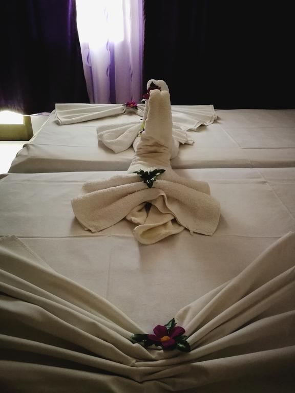 Нощувка на човек в хотел Ванини, Несебър - Снимка 9
