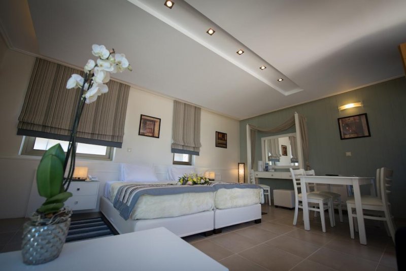 Хотел Mantinia Bay - Снимка 2