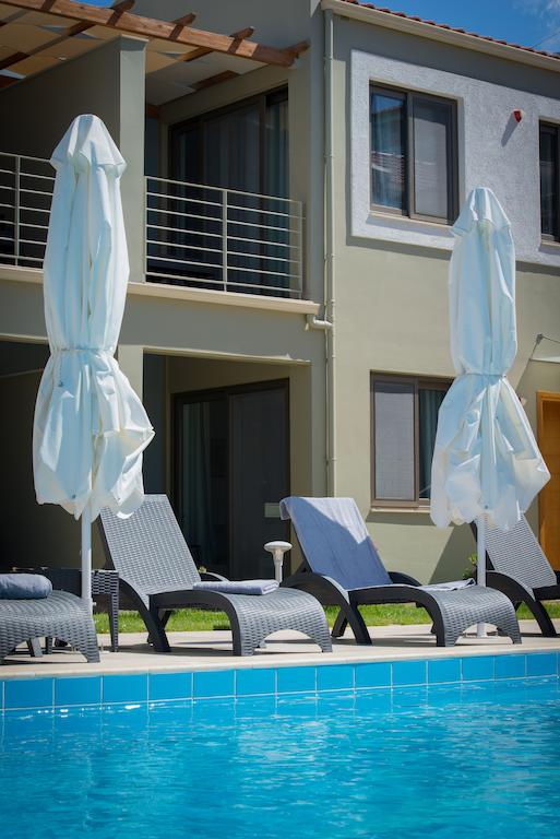 Септември на първа линия в 4- звезден хотел - Нощувка със закуска + басейн от хотел Mantinia Bay**** в Микри Мантиния, Гърция! - Снимка 10