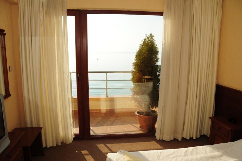 Хотел Елизабет Бийч - Снимка 7