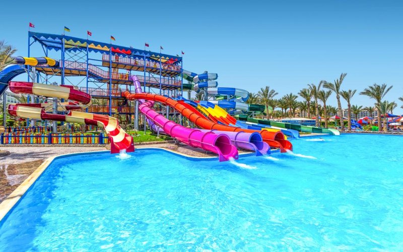 Hawaii Riviera Aqua Park Resort - Снимка 1