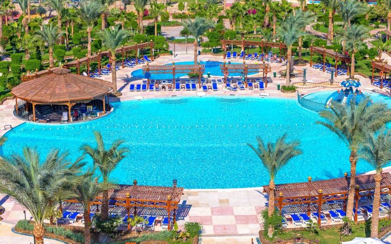 Hawaii Riviera Aqua Park Resort - Снимка 2
