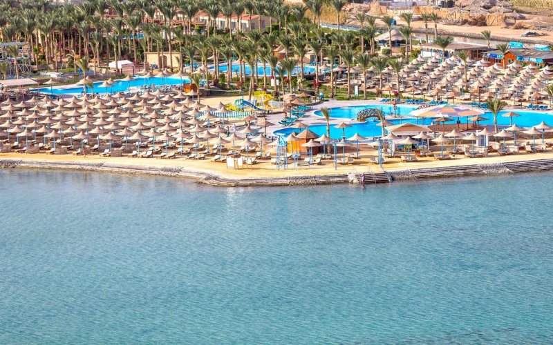 Hawaii Riviera Aqua Park Resort - Снимка 11