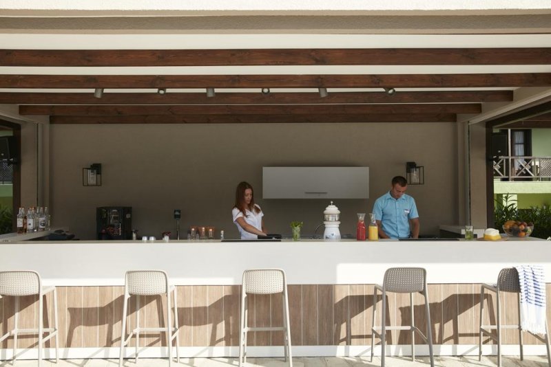 Simantro Beach - Снимка 3