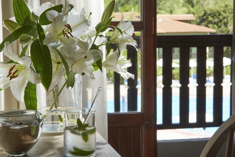 Simantro Beach - Снимка 10