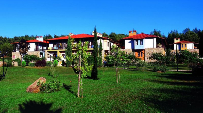 Simantro Beach - Снимка 11