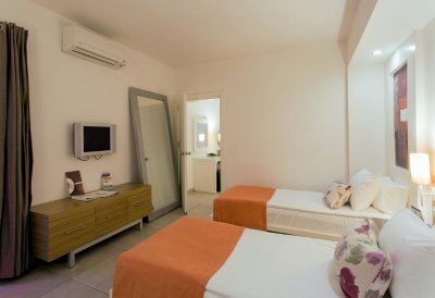 Isis Hotel & Spa - Снимка 4