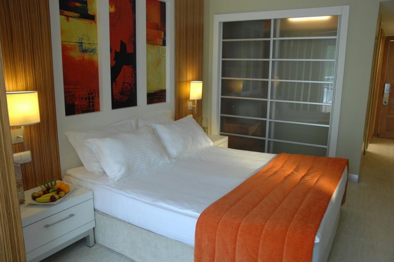 Isis Hotel & Spa - Снимка 1