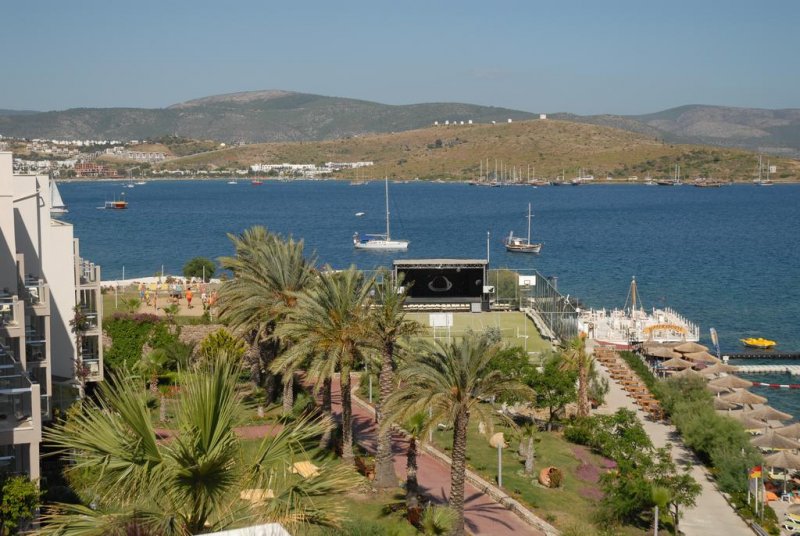 Isis Hotel & Spa - Снимка 8