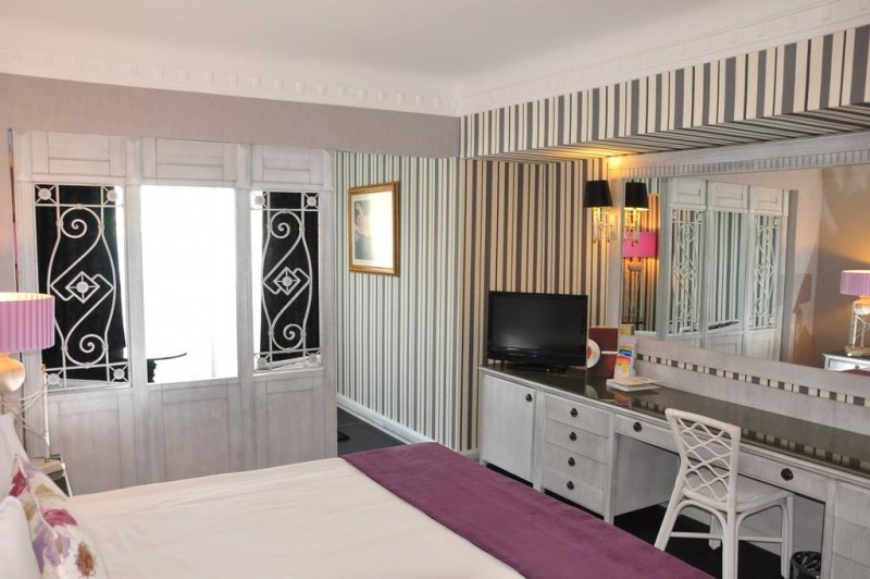 Isis Hotel & Spa - Снимка 8