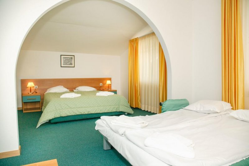 Хотел Луч - Снимка 7