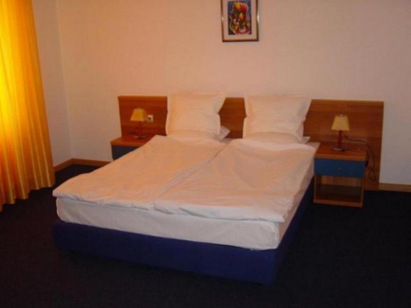 Хотел Луч - Снимка 5