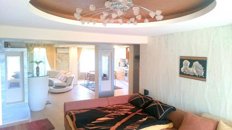 Ваканционен комплекс Ясен - Снимка 1