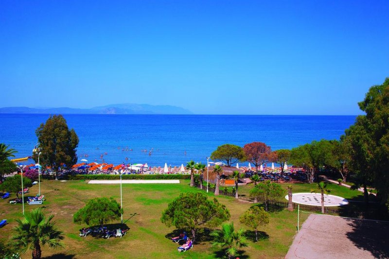 Batihan Beach Resort & Spa - Снимка 7
