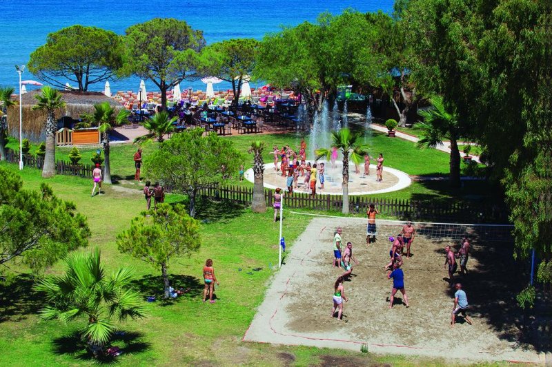 Batihan Beach Resort & Spa - Снимка 3