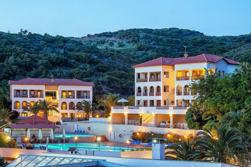 Hotel Theoxenia - Снимка 0