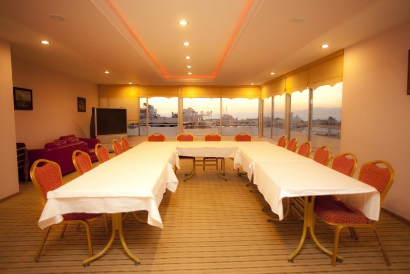 Dabaklar Hotel - Снимка 1