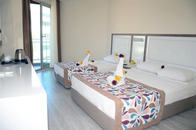 Acar Hotel - Снимка 1