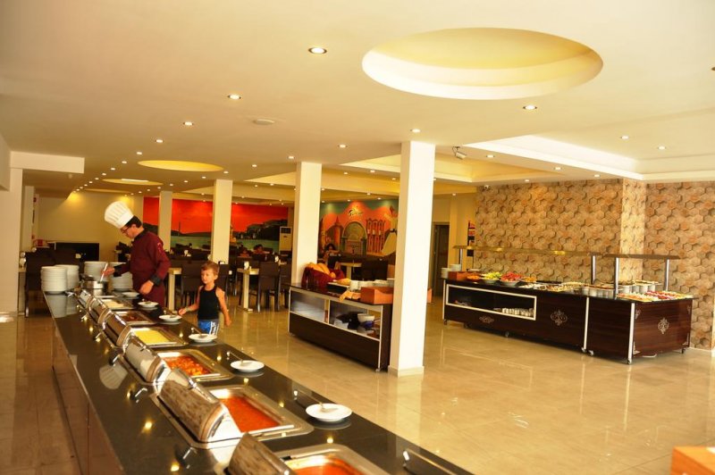 Acar Hotel - Снимка 9