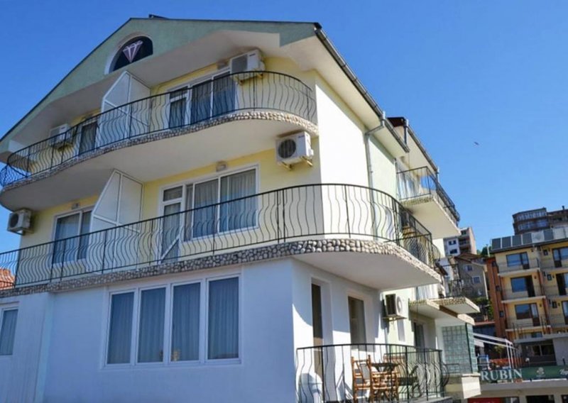 Къща за гости Рубин - Снимка 0