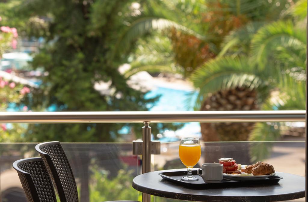 Ранни записвания за Море 2020 в Олимпийската Ривиера, Гърция на ТОП ЦЕНА! Нощувка на човек със закуска или закуска и вечеря в хотел Poseidon - Снимка 10