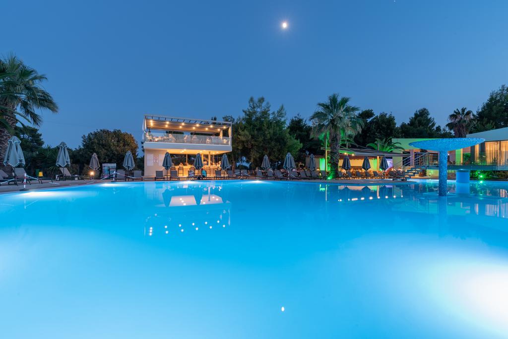 Ранни записвания за Море 2020 в Олимпийската Ривиера, Гърция на ТОП ЦЕНА! Нощувка на човек със закуска или закуска и вечеря в хотел Poseidon - Снимка 14